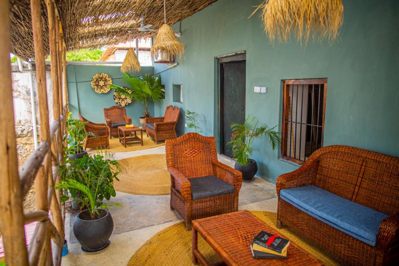 Firefly West Wing Hotel Bagamoyo Exterior foto